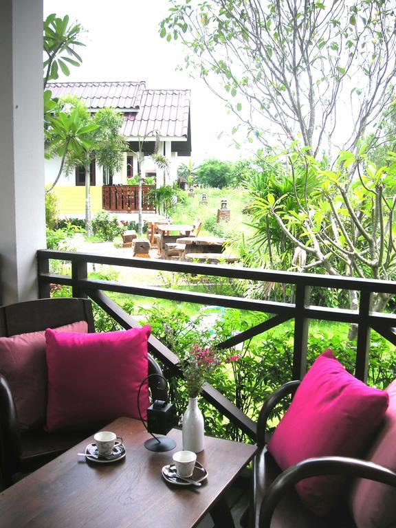 Baan Rim Klong Resort Сукотай Екстериор снимка